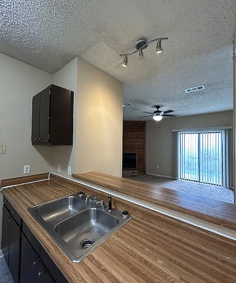 13621 Kenner Ave #D — Photo 8