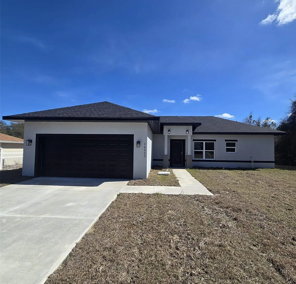 4 bed, 1660 sqft, $2,099 — Photo 1