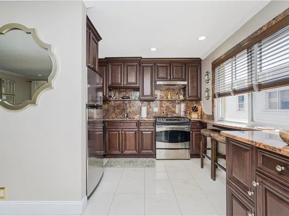 2763 East 65th Street image 13 of 30