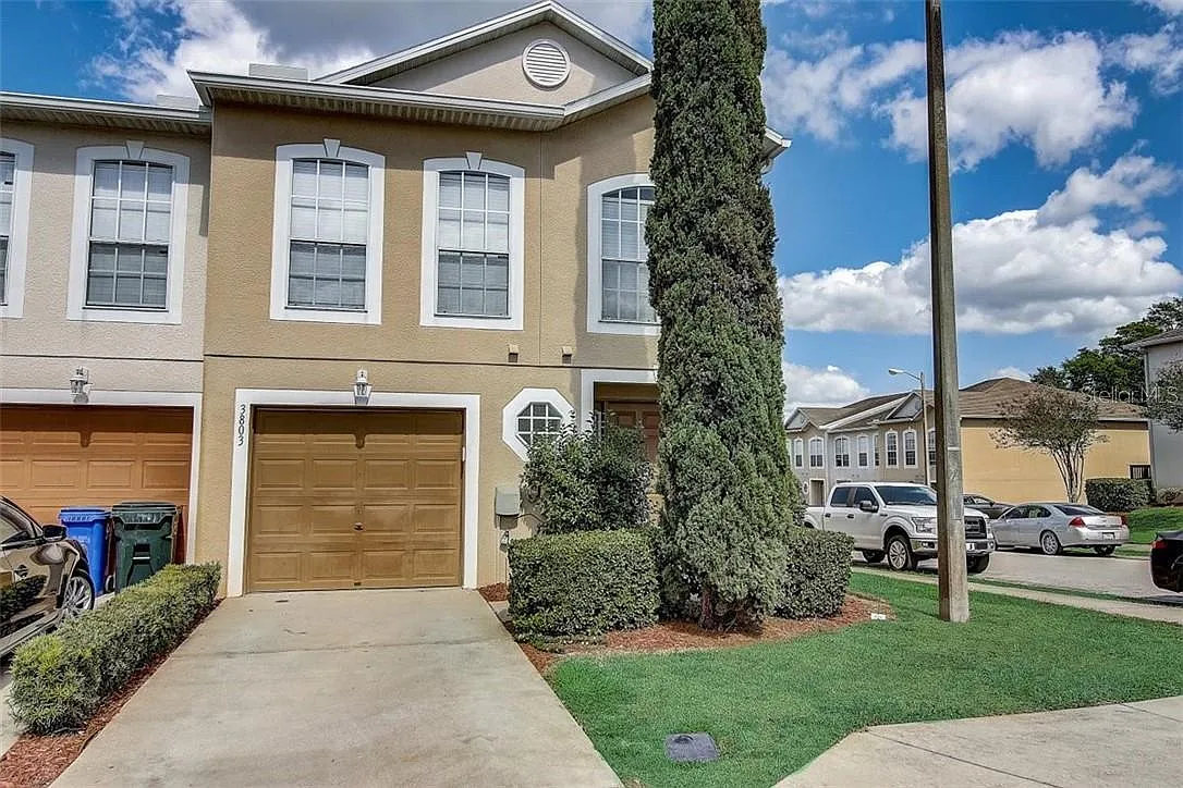 3803 Exeter Ln — Photo 1