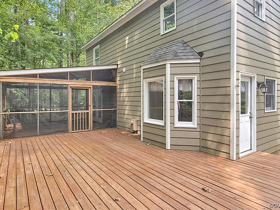 5th image of 2753 Birdsong Ln