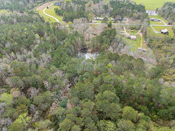 4th image of 130 Oak Bowery Rd