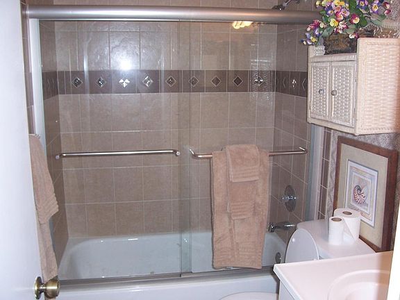 5th image of 353 S Us Hwy 1 APT F307