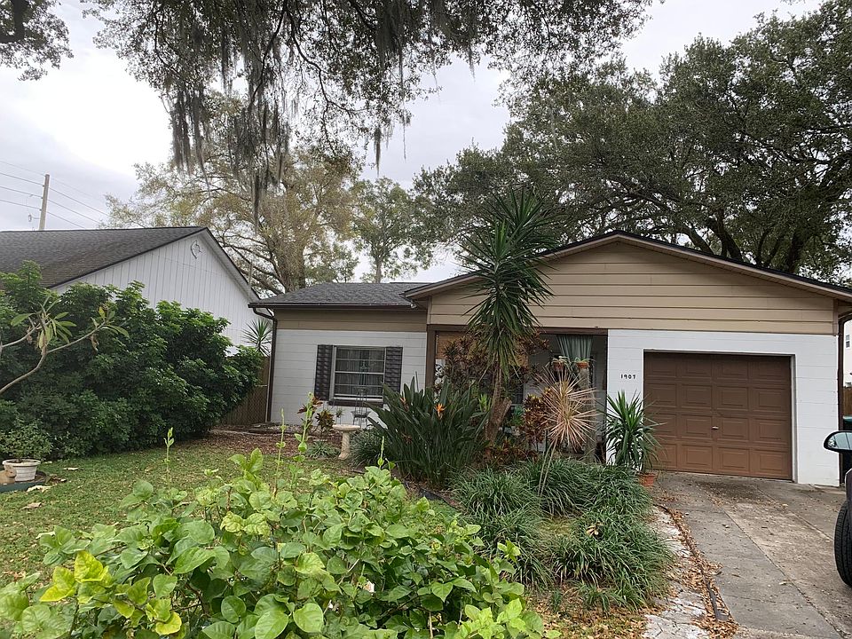 1st image of 1907 Cloverlawn Ave