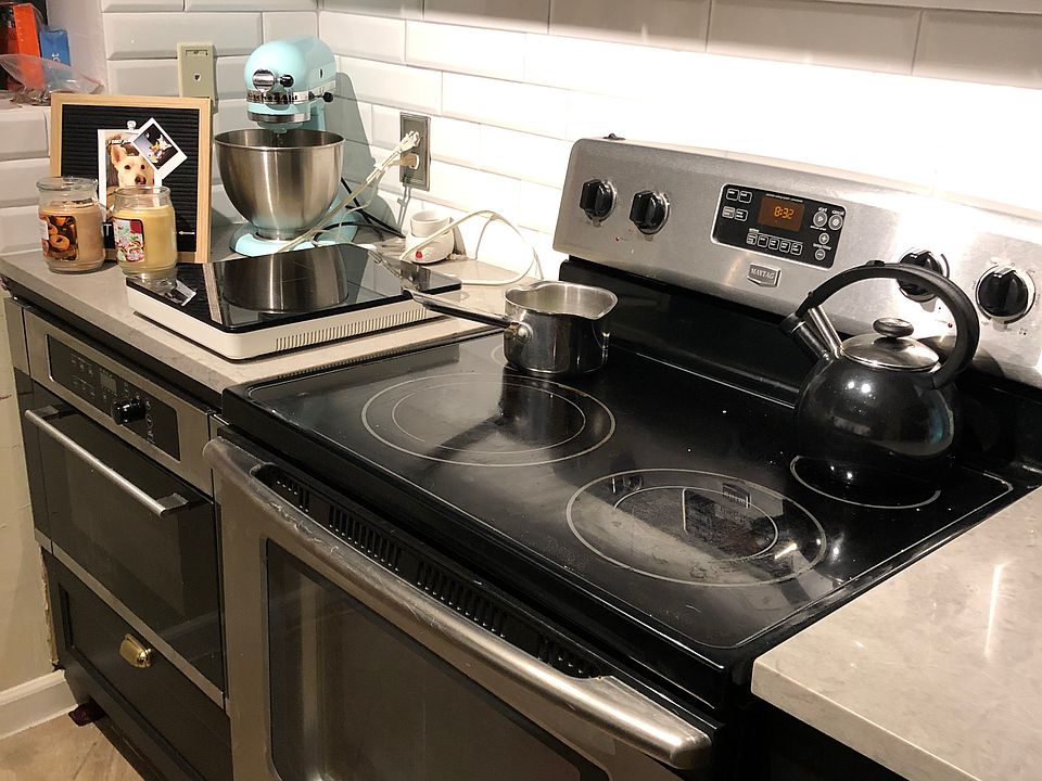 Quartz counter