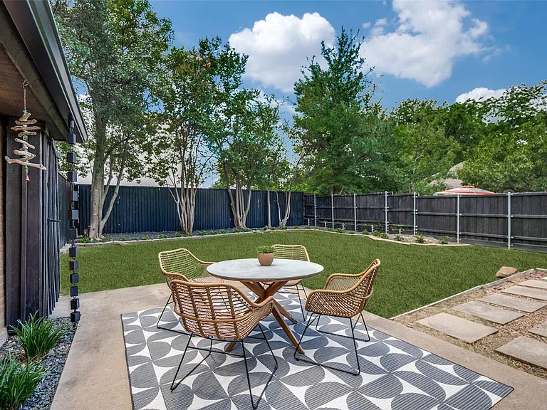 6418 Covecreek Pl — Photo 12