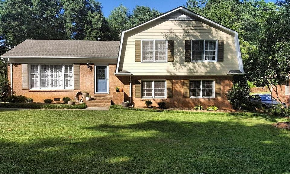 1st image of 1329 Fox Run Dr