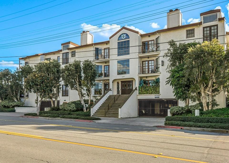 1st image of 1263 Robinson Ave APT 2