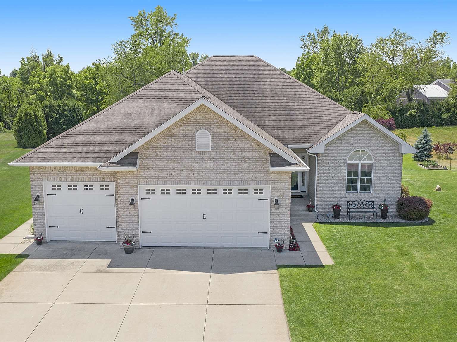201 Wrenwood Ln, North Liberty, IN 46554 Zillow