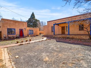 433 Calle La Paz, Santa Fe, NM 87505
