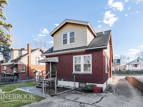 3rd image of 1704 Waltham Ave