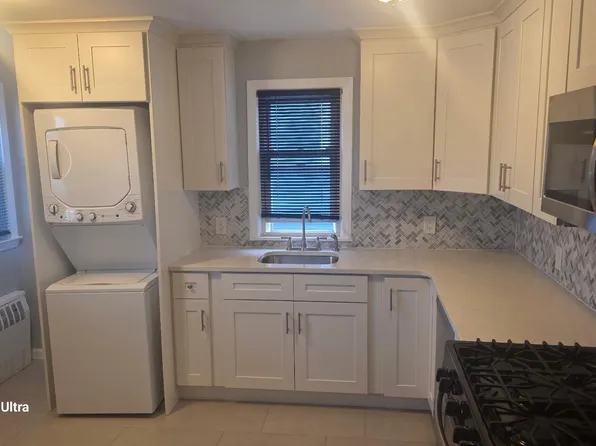 560 E Park Ave #2, Long Beach, NY 11561