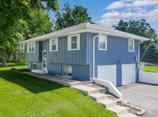 702 N 2nd St, Lansing, KS 66043