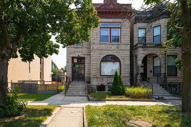 1st image of 3811 S Wabash Ave