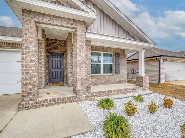 5630 Tristan Ct, Milton, FL 32583