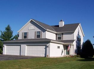 W2538 Roosevelt Rd, Ixonia, WI 53036