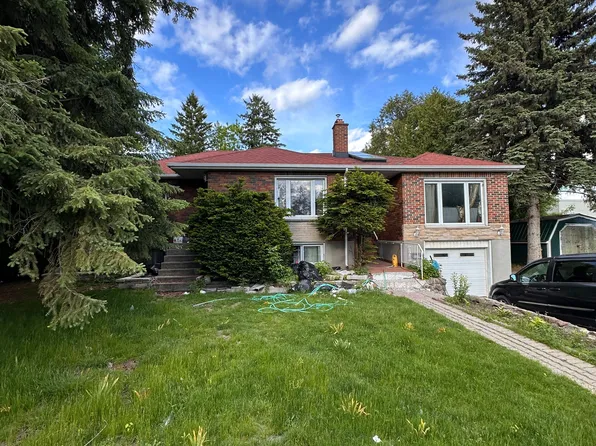 10 Arthur Ave, Peterborough, ON K9J 5X5