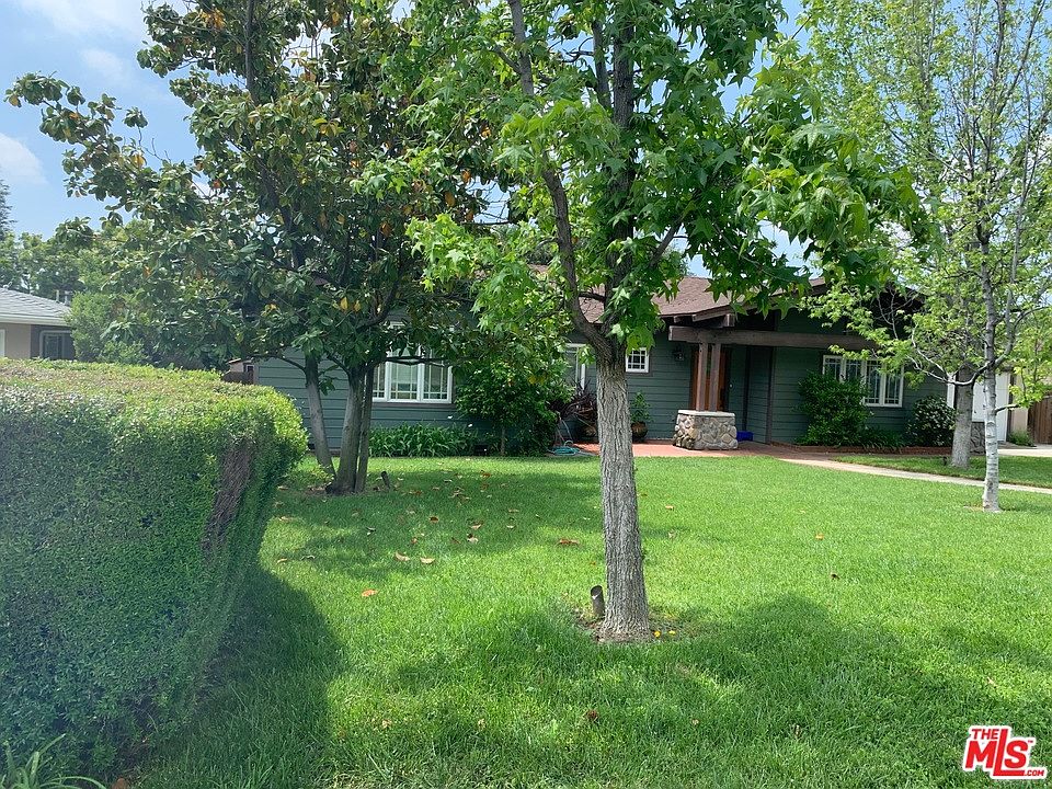 1st image of 922 Milmada Dr