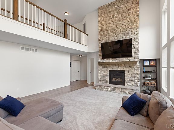5th image of 1708 Nicholas Ln