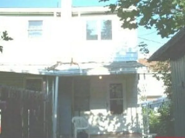 128 N Lehigh St, Shenandoah, PA 17976