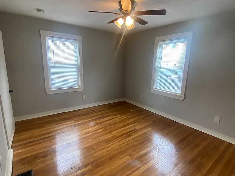 23-25 Congress St #1 — Photo 16