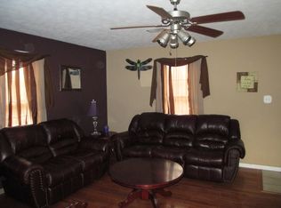 1039 Mae Stephens Rd, Berea, KY 40403