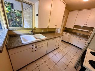 3232 12th Ave W, Seattle, WA 98119