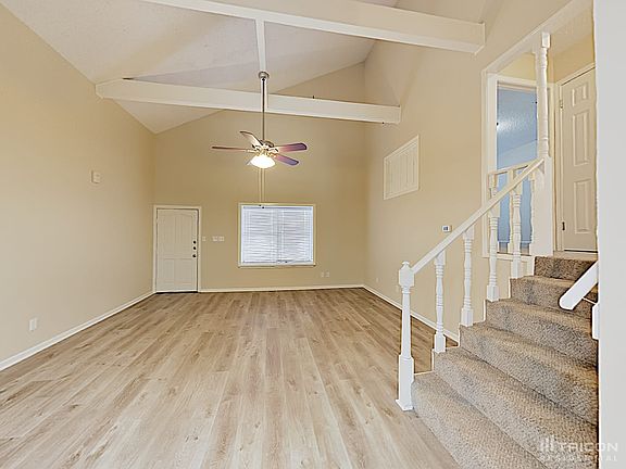 3rd image of 15302 Silver Green Dr S