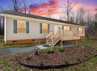 2905 Little Creek Rd, Thomasville, NC 27360