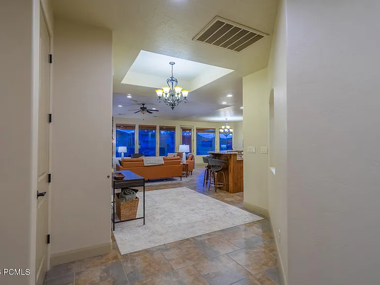 2212 Chippenham Ct — Photo 46
