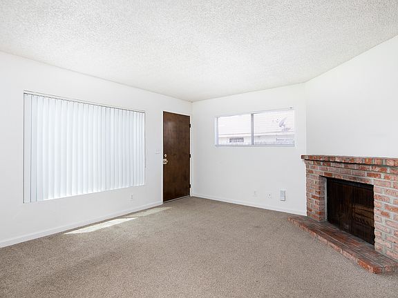 4th image of 2112-2114 Thomas Ave Unit 2114-1