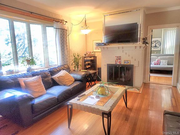 3rd image of 15 Rumsey Road