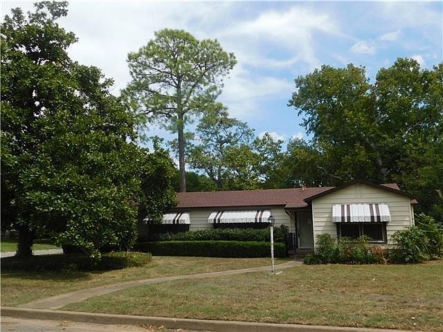 1st image of 932 Keith Pumphrey Dr
