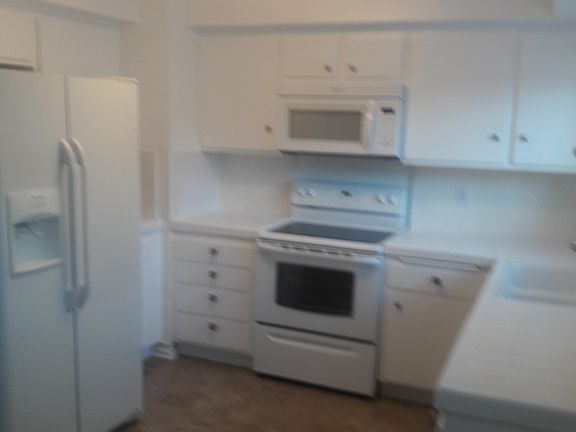 3rd image of 17440 Burbank Blvd APT 306