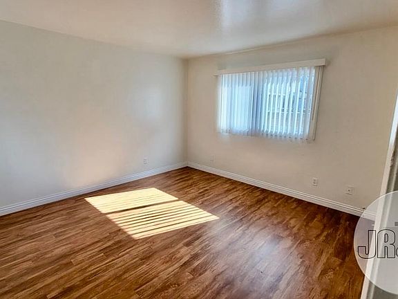 3rd image of 8410 Burnet Ave #6