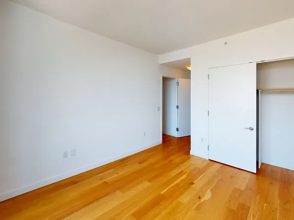 61-55 Junction Boulevard image 5 of 16