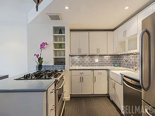 Rented by Bellmarc Realty | media 25