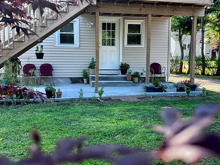 14 Marriott Ave — Photo 2