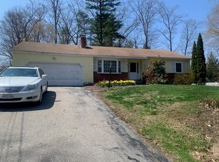 32 Mayflower Dr, Milford, NH 03055