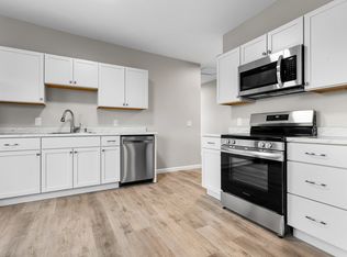 113C Temple St #C, Nashua, NH 03060