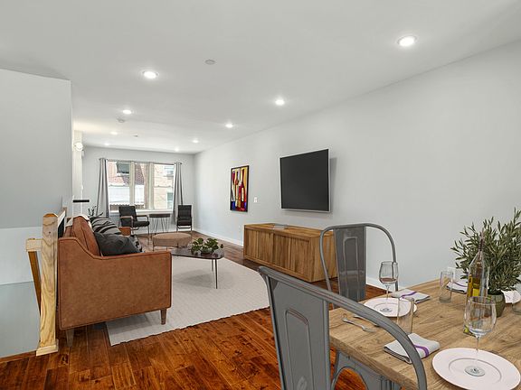 Dining room/Living room, open concept