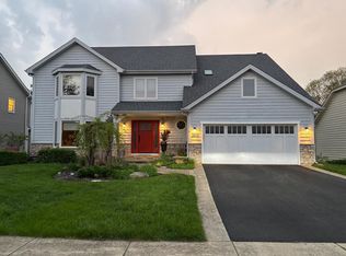 3511 Becket Ln, Naperville, IL 60564