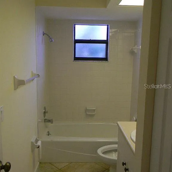 8232 Cypress Lake Dr — Photo 5