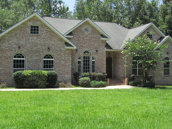 4th image of 1344 Fairway Dr