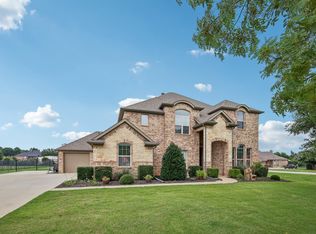 7025 Twin Hills Dr, Joshua, TX 76058