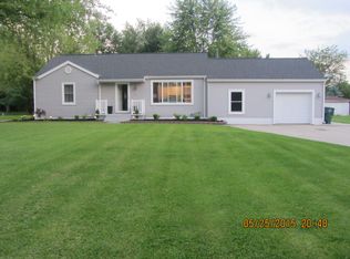 7005 W Isanogel Rd, Muncie, IN 47304