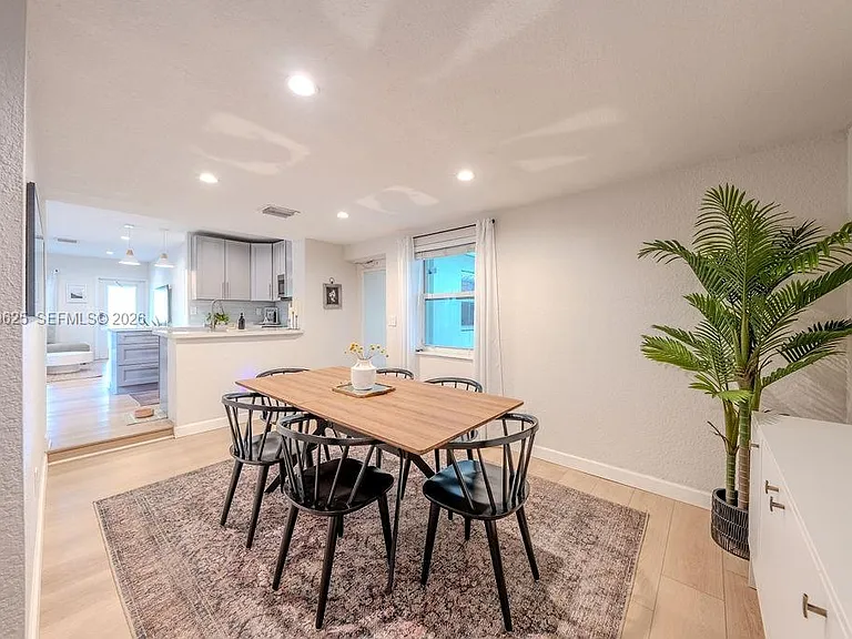 1305 NW 5th Ave — Photo 19