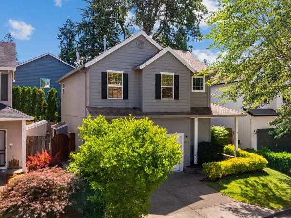 10760 SW Sitka Ct, Tigard, OR 97223