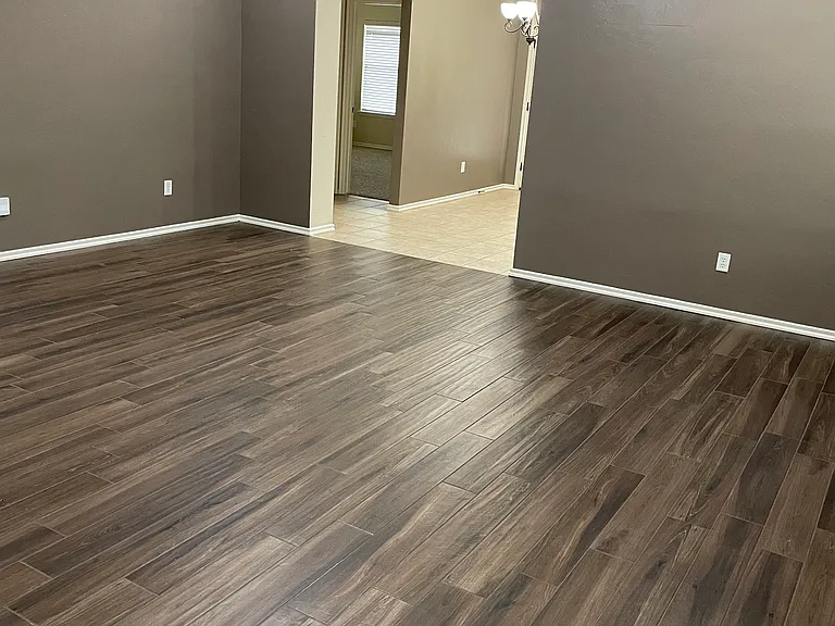 805 Bergen Peak Dr — Photo 2