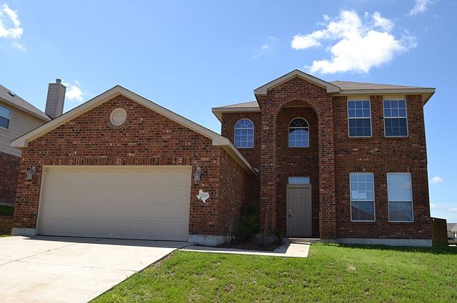1st image of 200 Crowfoot Dr